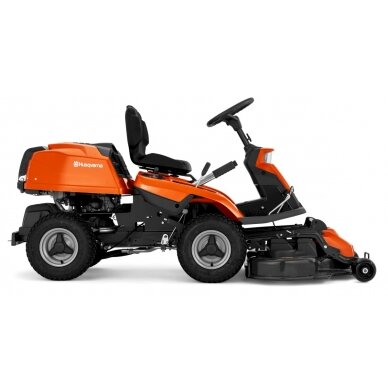 HUSQVARNA R 216T AWD 1